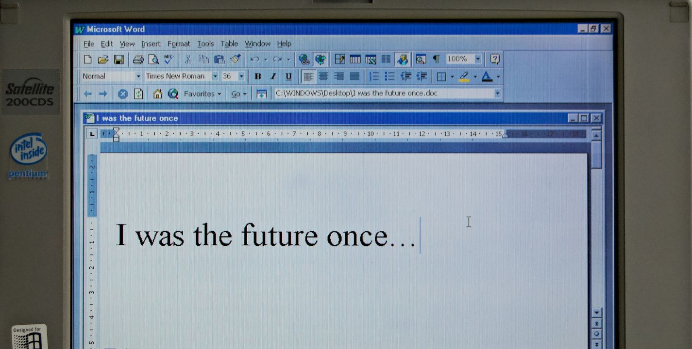 Microsoft Word cuenta con una herramienta que te permite dictar todo lo que quieras escribir. Aquí te decimos cómo activarla.