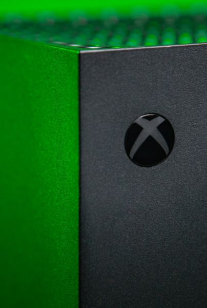 La escasez de consolas de Xbox Series X y Xbox Series S seguirá hasta el próximo año, según anunció Phil Spencer, jefe de Xbox Microsoft.
