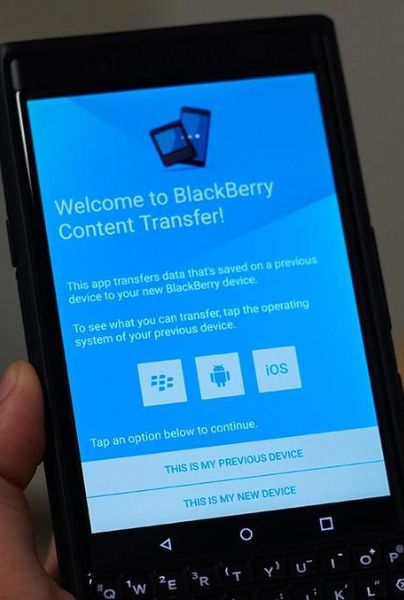 Cómo transferir tus datos de BlackBerry a un iPhone o Android