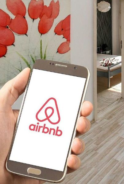 Encuentra cámaras en el Airbnb que rentaba