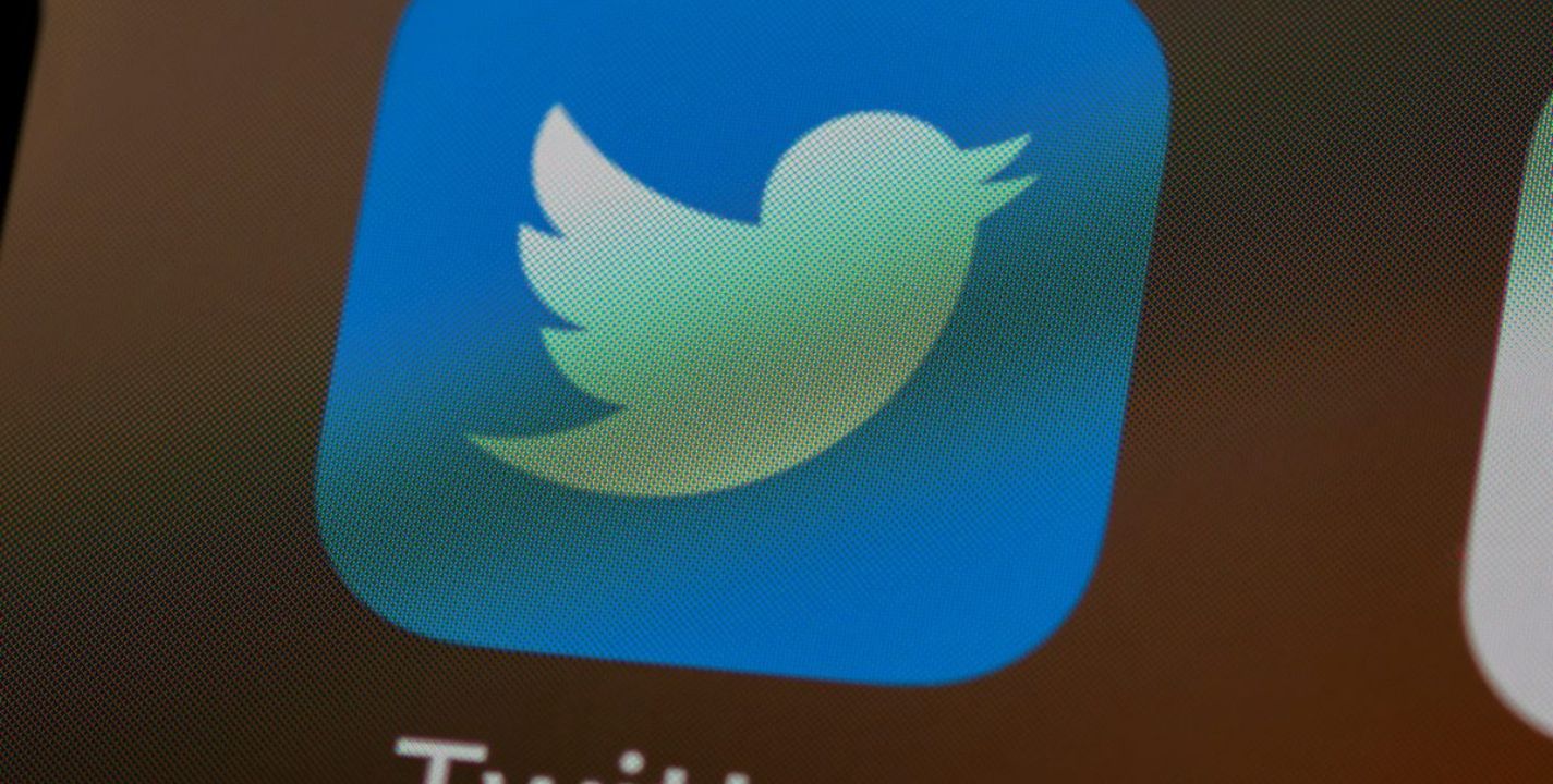 Ciberdelincuentes están robando cuentas verificadas en Twitter